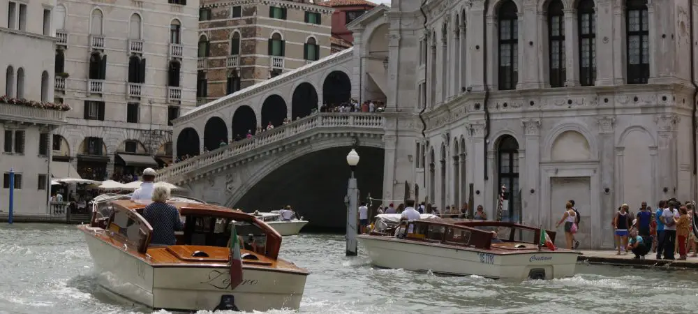 Private transportation in Venice, customized transfer service